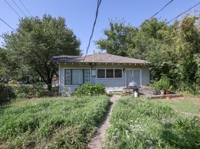 700 N Beacon Street , Dallas Texas 75214