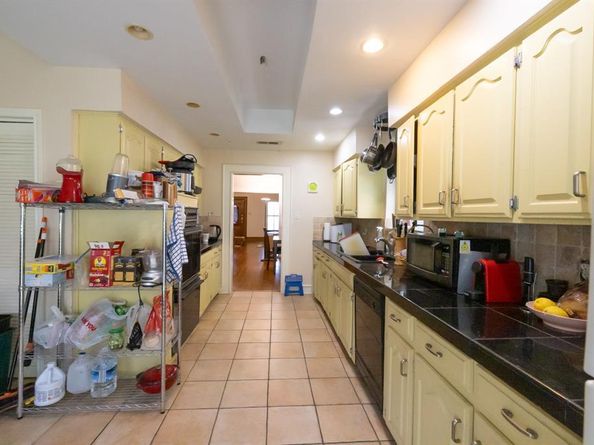 700 N Beacon Street , Dallas Texas 75214