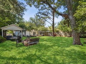 1227  Lansford Avenue , Dallas Texas 75224