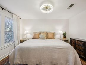 1227  Lansford Avenue , Dallas Texas 75224