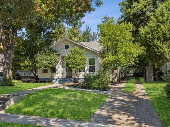 1227  Lansford Avenue , Dallas Texas 75224