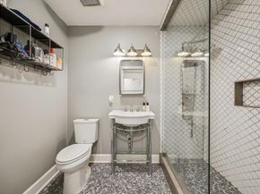 1227  Lansford Avenue , Dallas Texas 75224