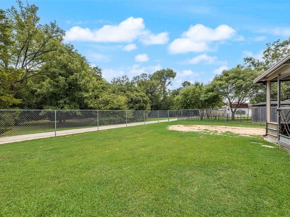 3922  Lancelot Place , Garland Texas 75043