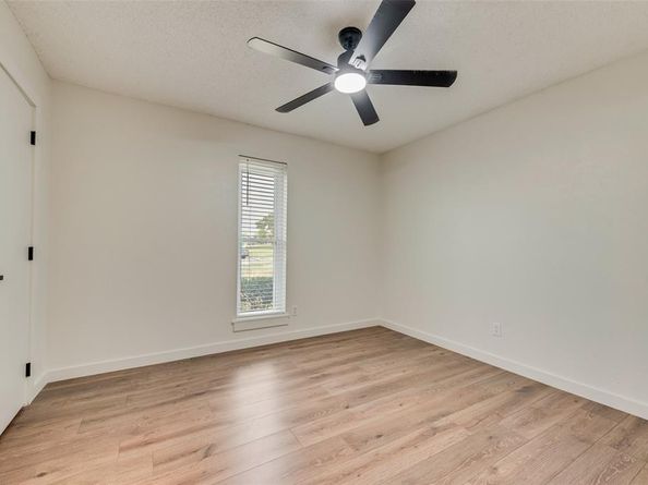 3922  Lancelot Place , Garland Texas 75043