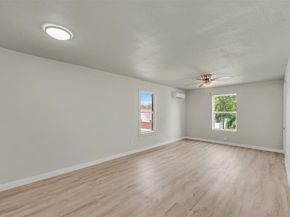 2225 N Houston Street , Fort Worth Texas 76164