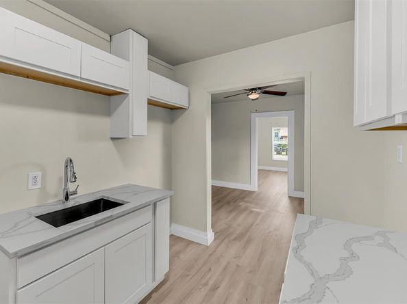 2225 N Houston Street , Fort Worth Texas 76164
