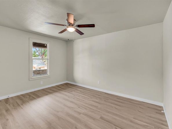 2225 N Houston Street , Fort Worth Texas 76164