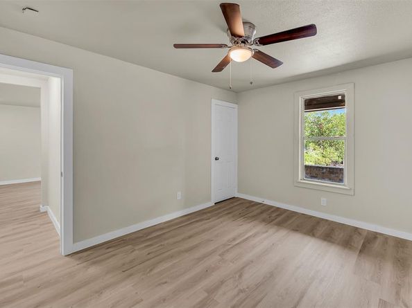 2225 N Houston Street , Fort Worth Texas 76164