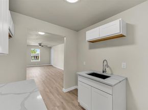 2225 N Houston Street , Fort Worth Texas 76164