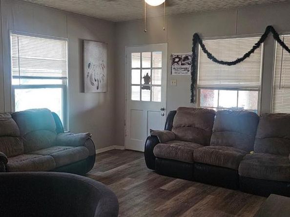 2615 N Elm Street , Denton Texas 76201