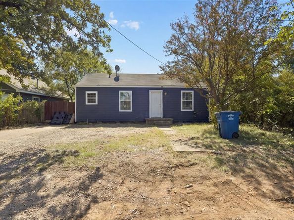 1206  Grant Street , Dallas Texas 75203