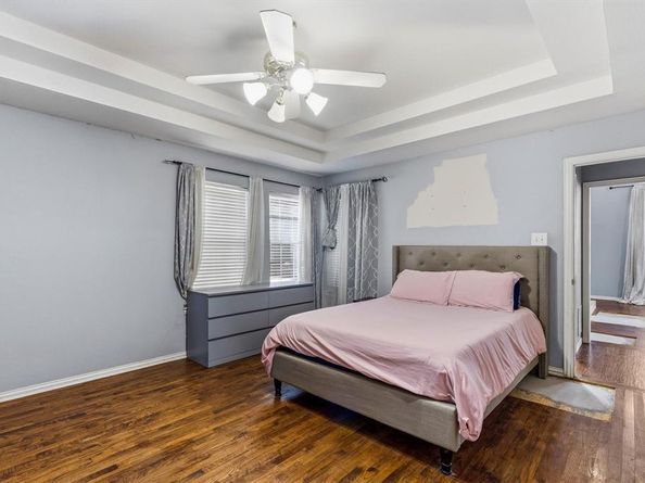 800  Crest Ridge Drive , Irving Texas 75061