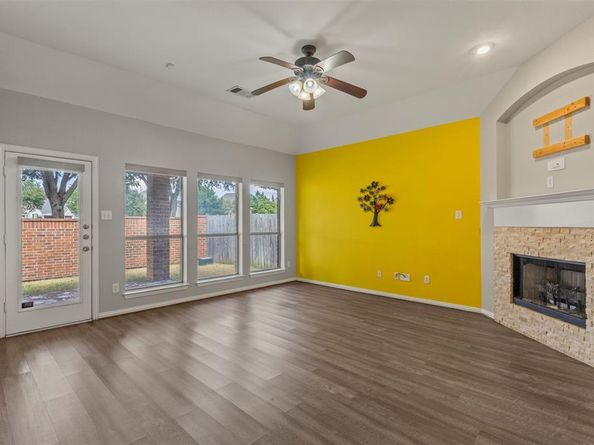 9413  Granger Lane , Fort Worth Texas 76244
