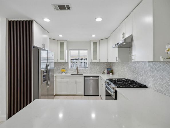 7223  Edgerton Drive , Dallas Texas 75231