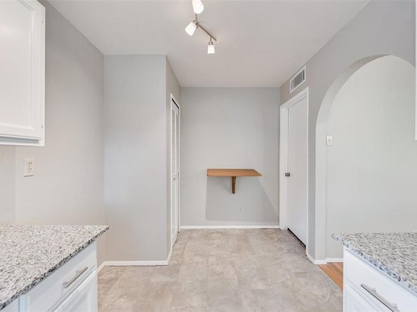2002  Rose Hill Road , Carrollton Texas 75007
