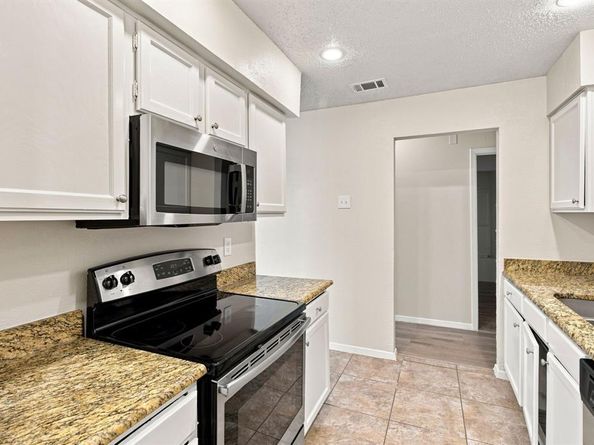 2602  College Park Drive , Rowlett Texas 75088