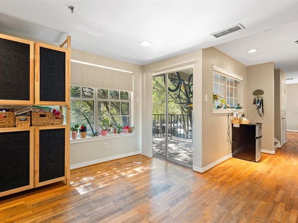 3100  Cole Avenue  206, Dallas Texas 75204