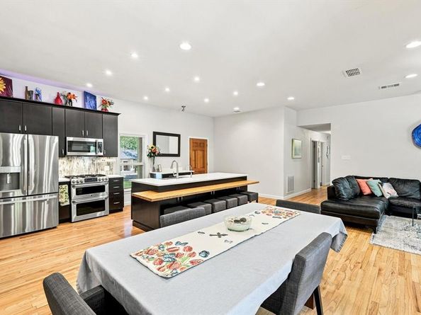 307  Shadow Lane , Euless Texas 76039