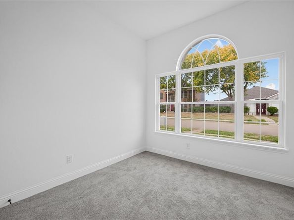3017  Hibiscus Drive , Garland Texas 75040