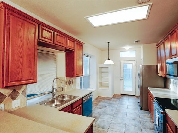11354  Still Hollow Drive , Frisco Texas 75035