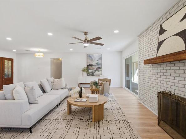 7733  Indian Springs Road , Dallas Texas 75248