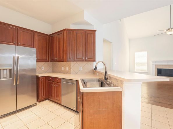 1610  Oak Brook Lane , Allen Texas 75002