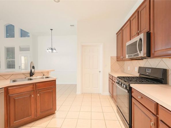 1610  Oak Brook Lane , Allen Texas 75002