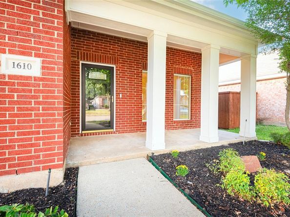 1610  Oak Brook Lane , Allen Texas 75002