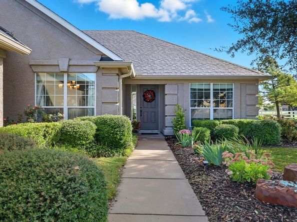 9704  Amber Court , Denton Texas 76207