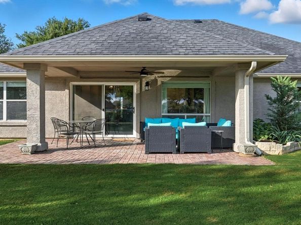 9704  Amber Court , Denton Texas 76207