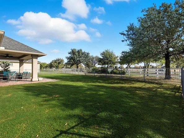 9704  Amber Court , Denton Texas 76207