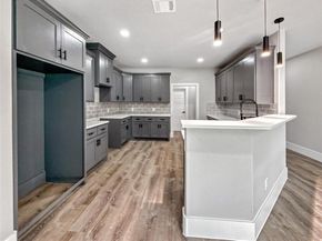 2130  Kathleen Avenue , Dallas Texas 75216