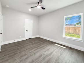 2130  Kathleen Avenue , Dallas Texas 75216