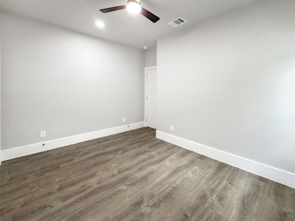 2130  Kathleen Avenue , Dallas Texas 75216