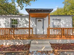 2121  Andover Street , Fort Worth Texas 76114