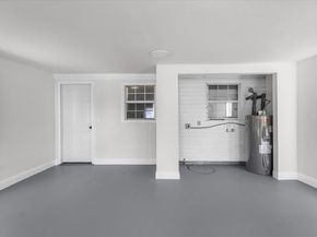 2121  Andover Street , Fort Worth Texas 76114