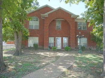 728  Violet Court 