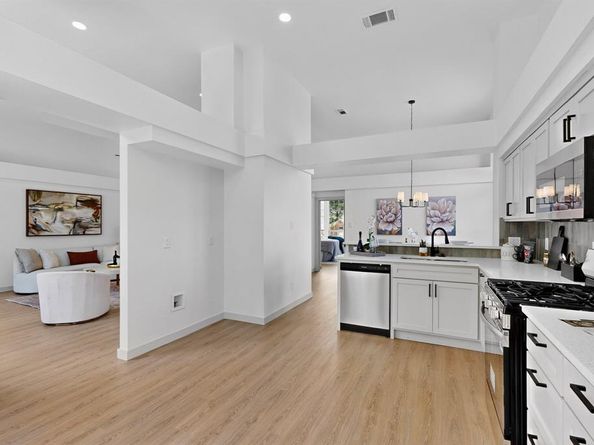 2249  Cross Timber Drive , Mesquite Texas 75181