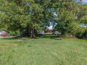 1813  Ruth Street , Arlington Texas 76010
