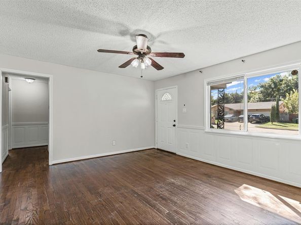1813  Ruth Street , Arlington Texas 76010
