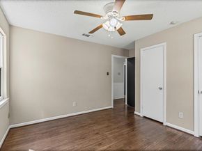 1813  Ruth Street , Arlington Texas 76010