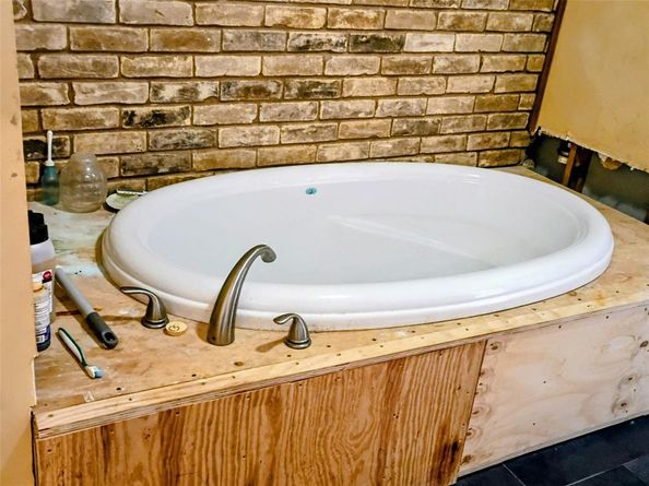 6013  Lantana Lane , Fort Worth Texas 76112