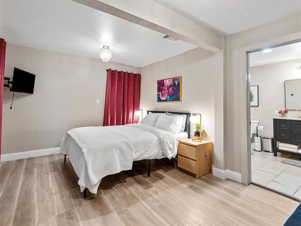 421  Martinique Avenue , Dallas Texas 75223