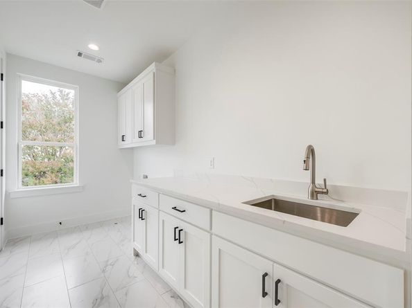 6027  Marquita Avenue , Dallas Texas 75206