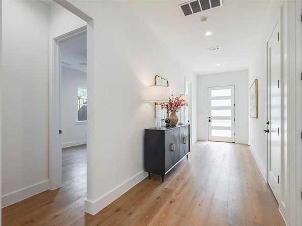 6027  Marquita Avenue , Dallas Texas 75206