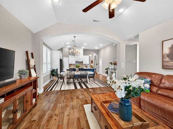 833  Countryside Way , Little Elm Texas 76227