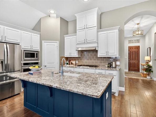 833  Countryside Way , Little Elm Texas 76227