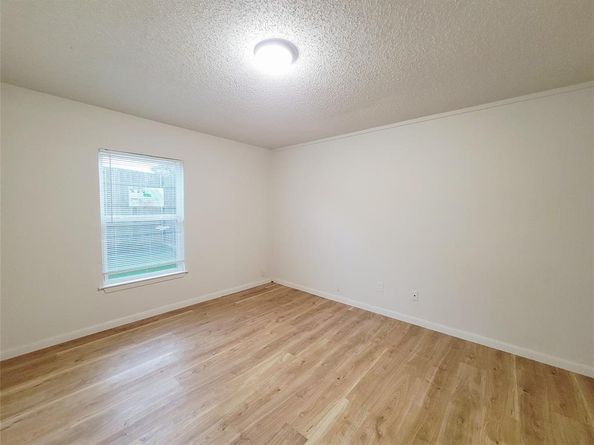 735  Arrowhead Circle , Garland Texas 75043