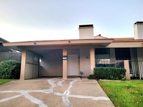 735  Arrowhead Circle , Garland Texas 75043