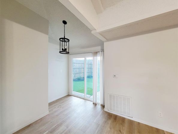 735  Arrowhead Circle , Garland Texas 75043